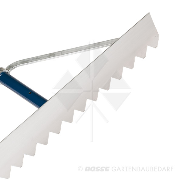 Rollrasenrechen